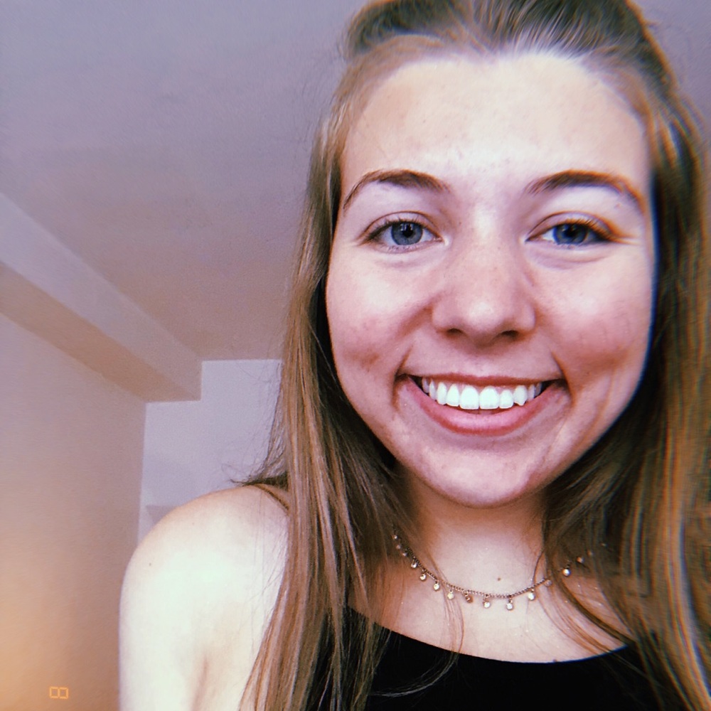 Meet your Posher, Sarina